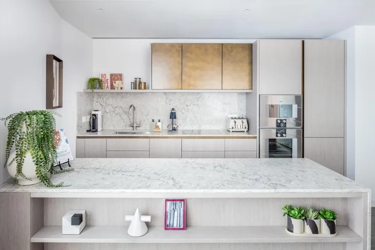 Flat Basil Street in Greater London
