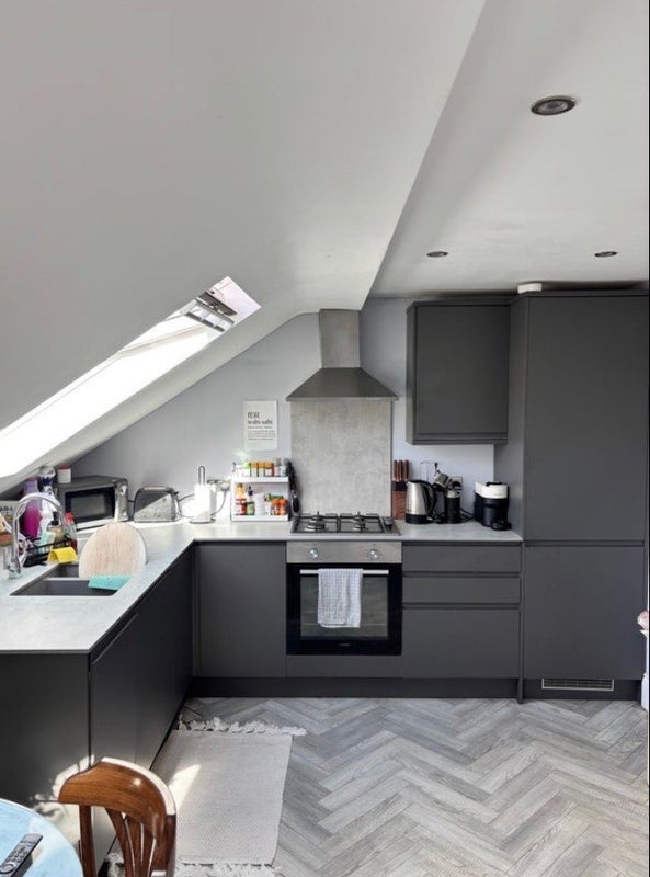 Room Kyrle Road in Greater London