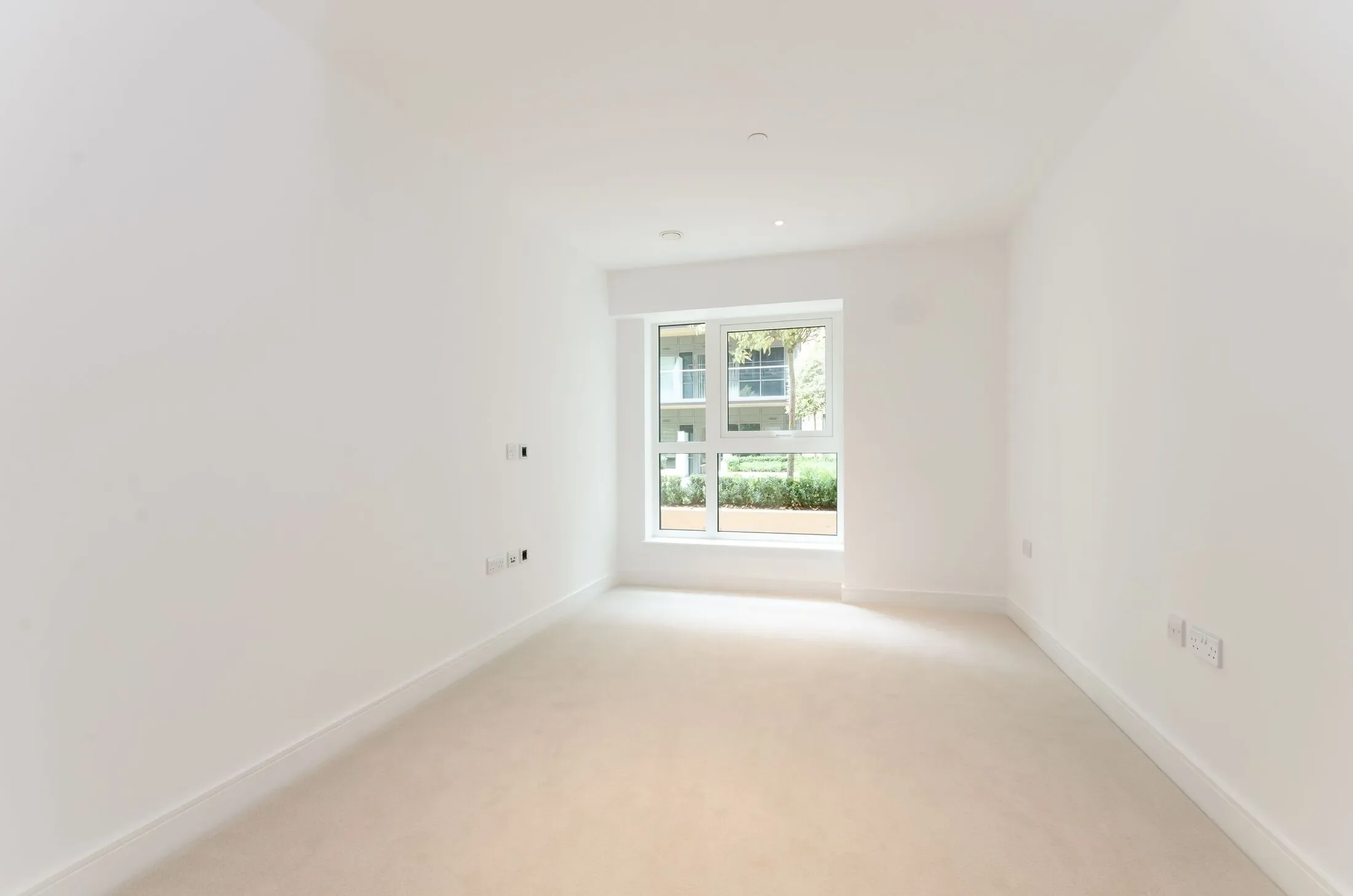 Flat Longfield Avenue in Greater London