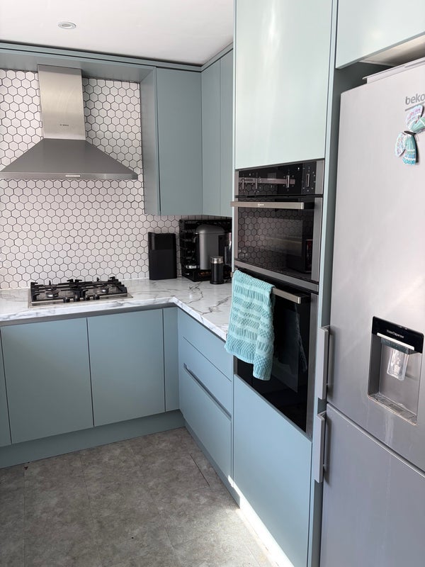Room Selsdon Road in Greater London