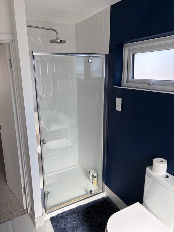 Room Selsdon Road in Greater London