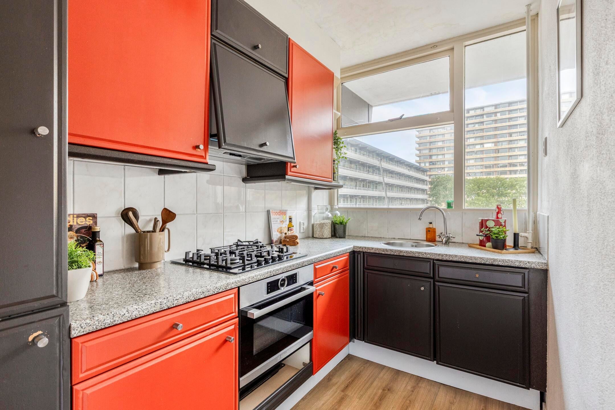 Appartement te koop: Herman Gorterhof 90, Delft