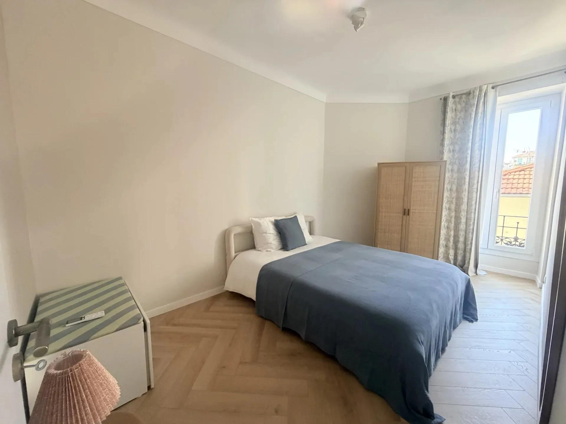Chambre Rue Rancher à Nice
