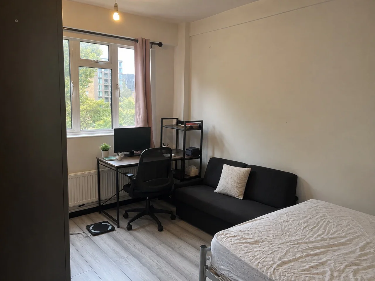 Room Union Street in Greater London