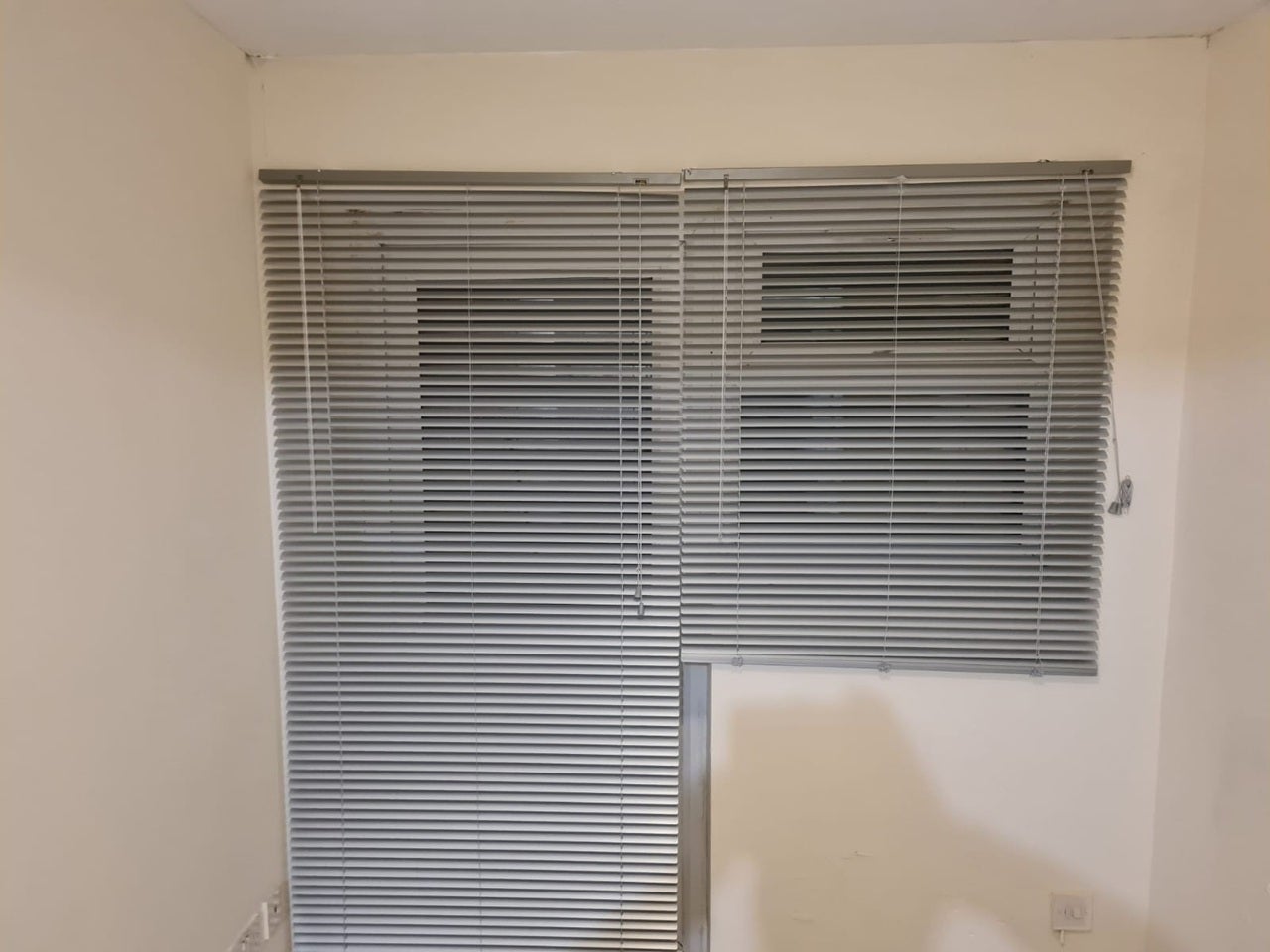 Flat Birling Road in Greater London