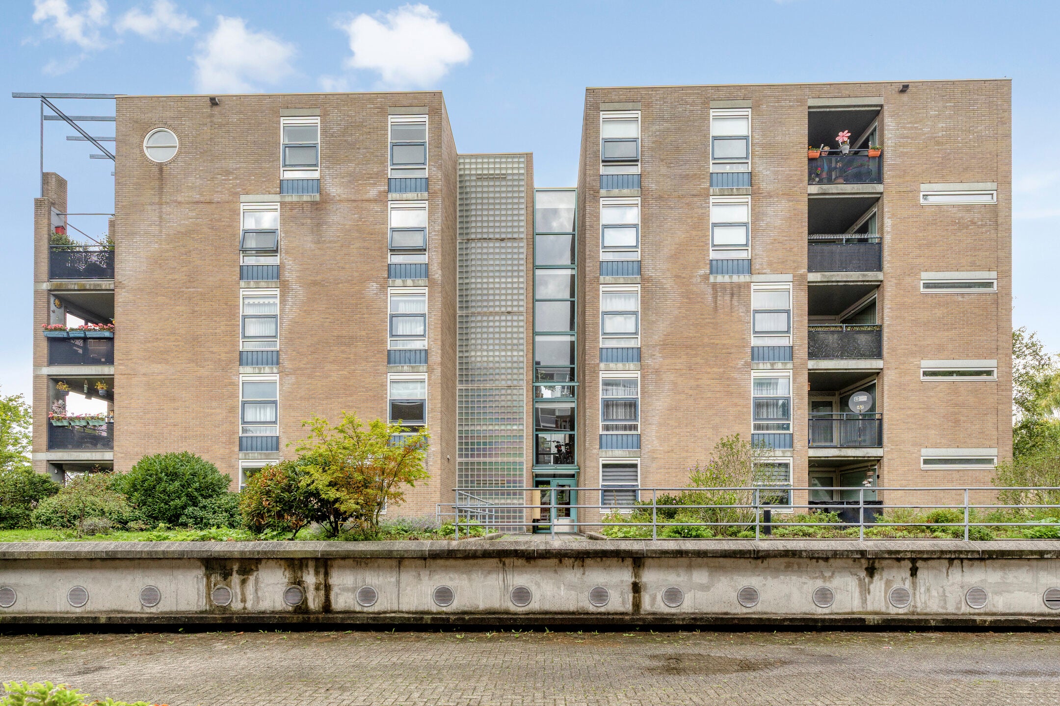 Appartement Dedemsvaartweg 781 in Den Haag