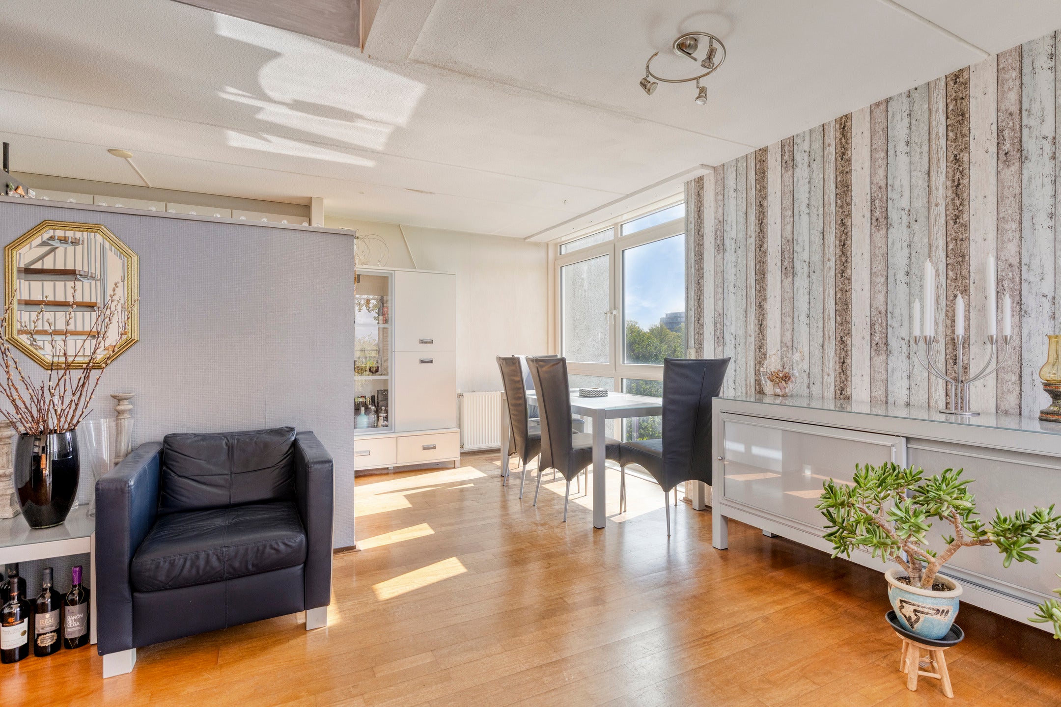 Appartement te koop: Dedemsvaartweg 781, 'S-Gravenhage