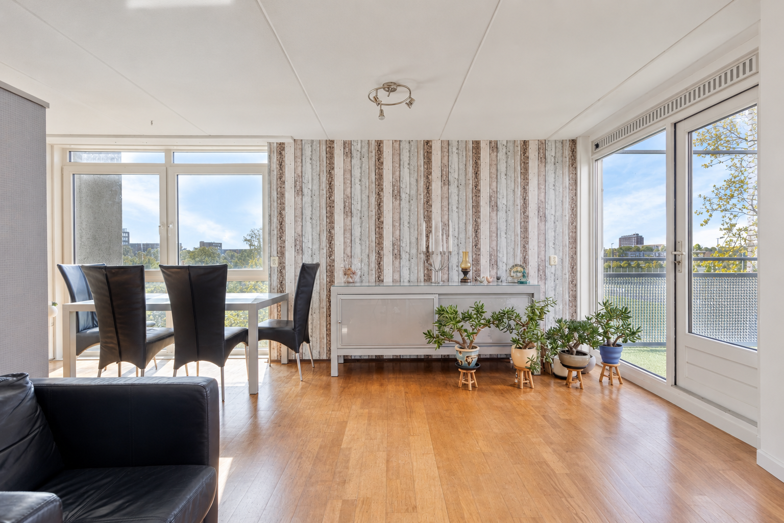 Appartement te koop: Dedemsvaartweg 781, 'S-Gravenhage