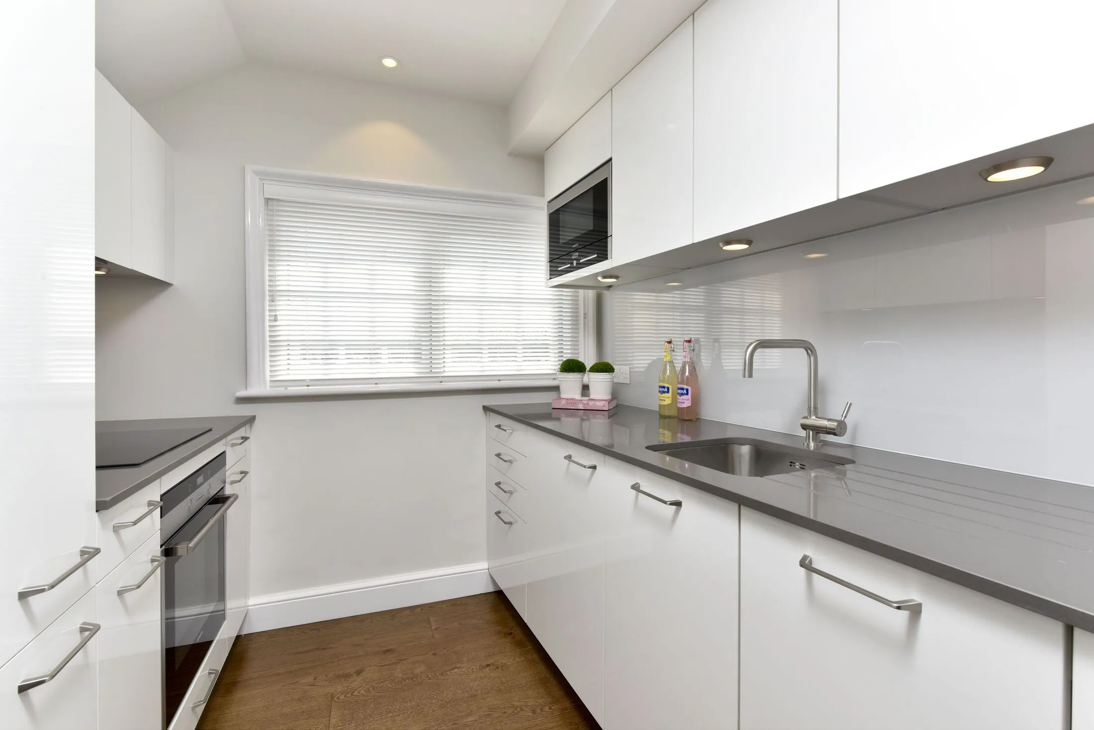 Flat Oakley Street in Greater London