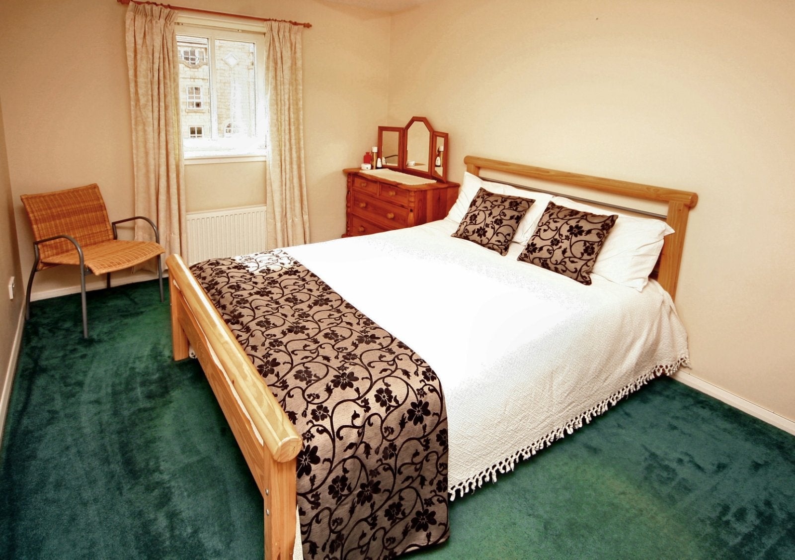 Flat Sovereign Court in City of Edinburgh