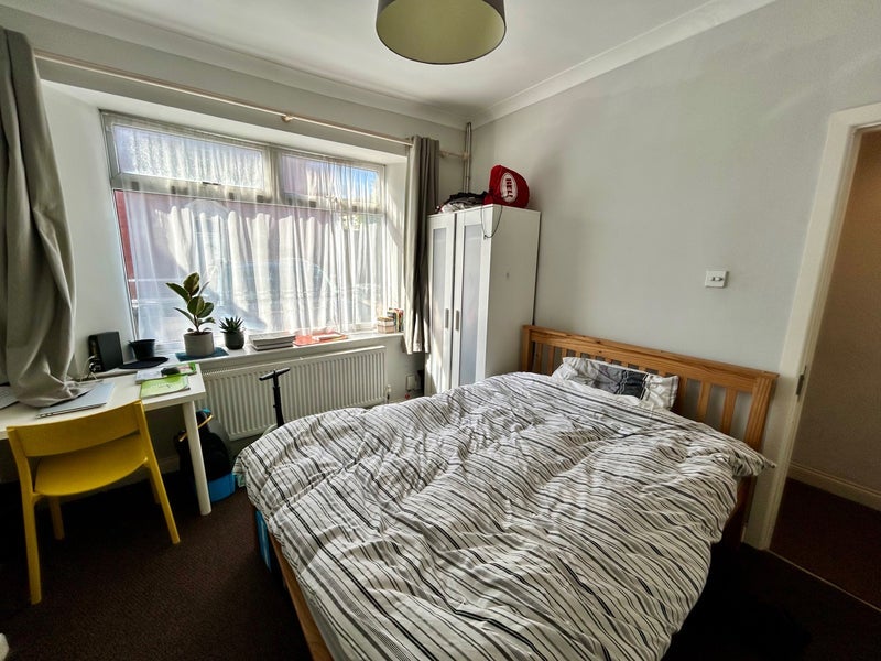 Room Albert Parade in Bristol