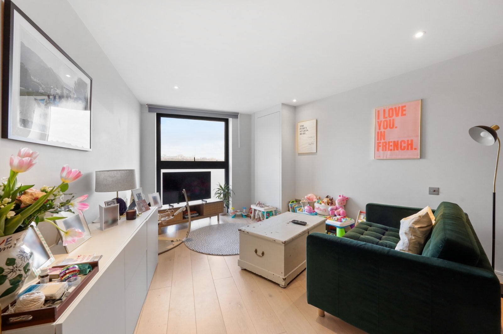 Flat Tottenham Lane in Greater London