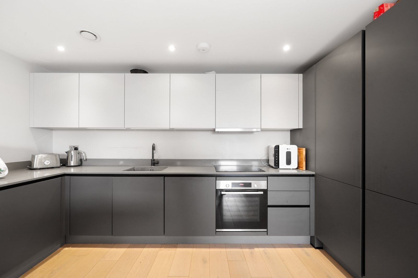 Flat Tottenham Lane in Greater London