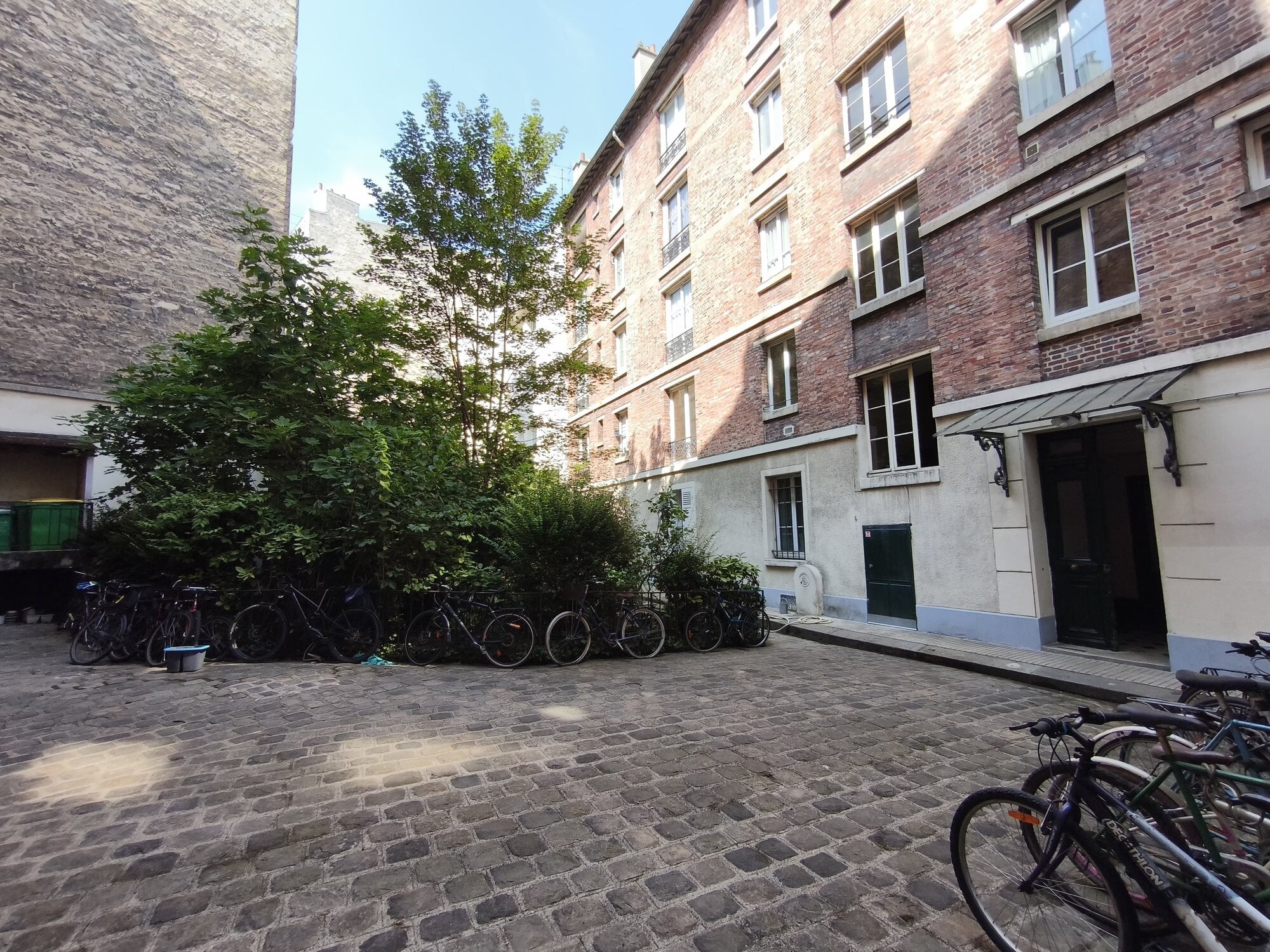 Appartement Rue des Pyrénées à Paris