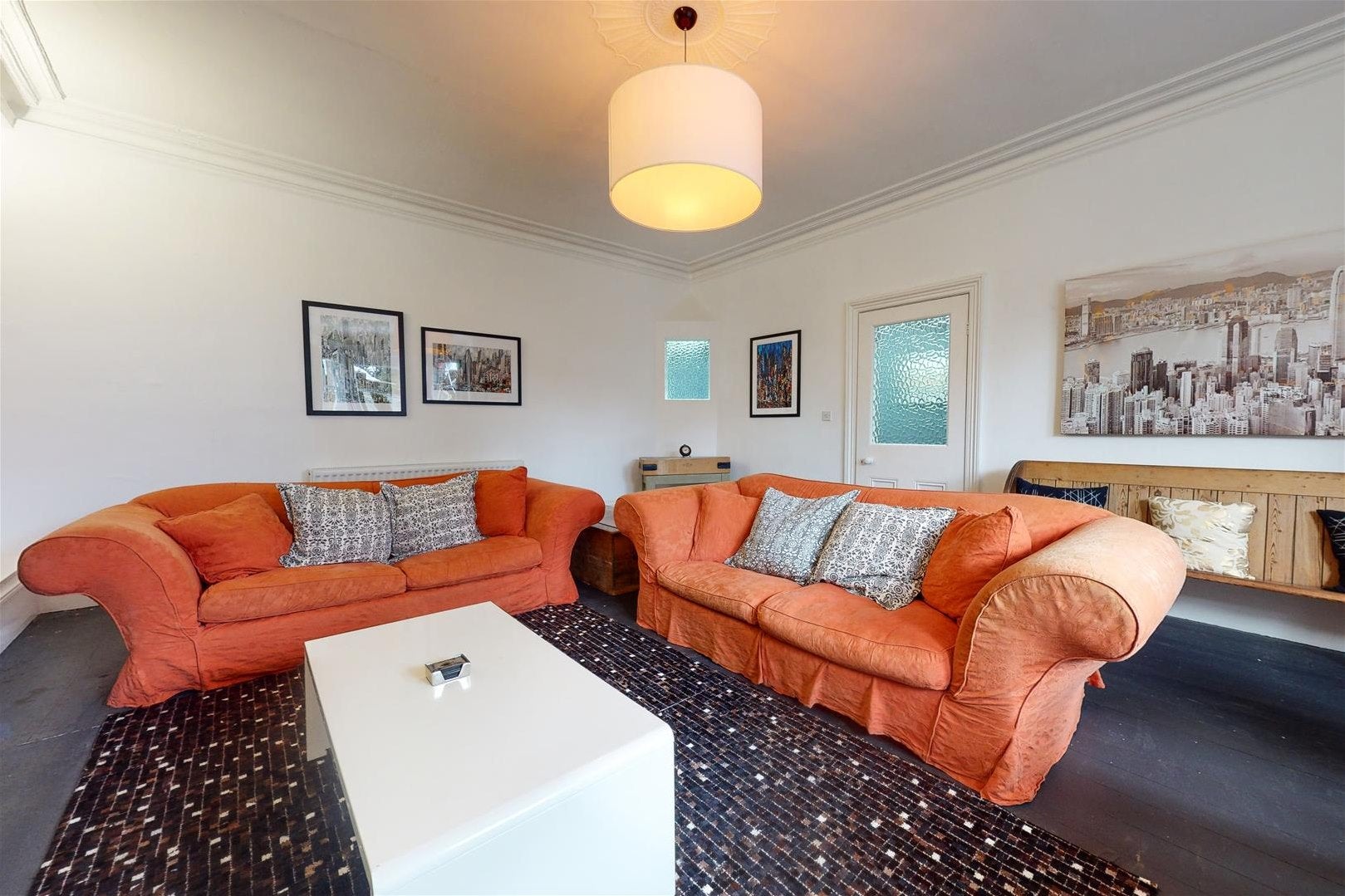 Flat Esplanade in Scarborough