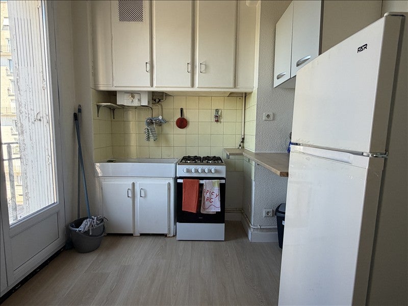 Appartement Rue du Cirque Romain à Nîmes
