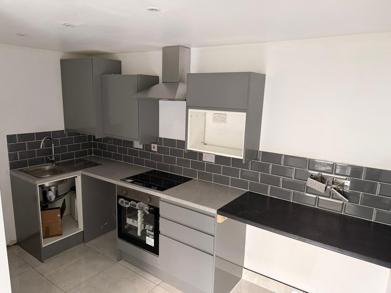 Flat Nottingham Road in Greater London