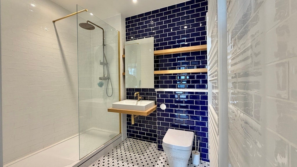 Flat Hercules Slip in Greater London
