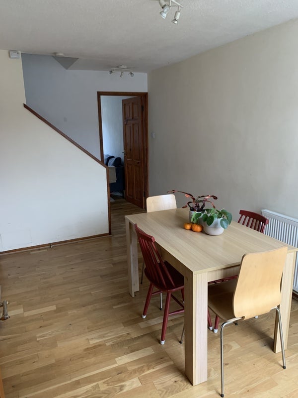 Room Dunston Road in Greater London