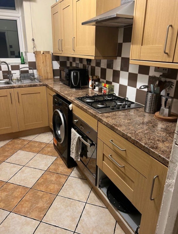 Room New Kent Road in Greater London