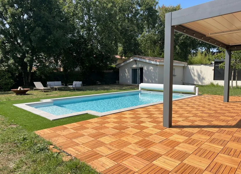 House Le Vallon de Gesseaume in Sallebœuf