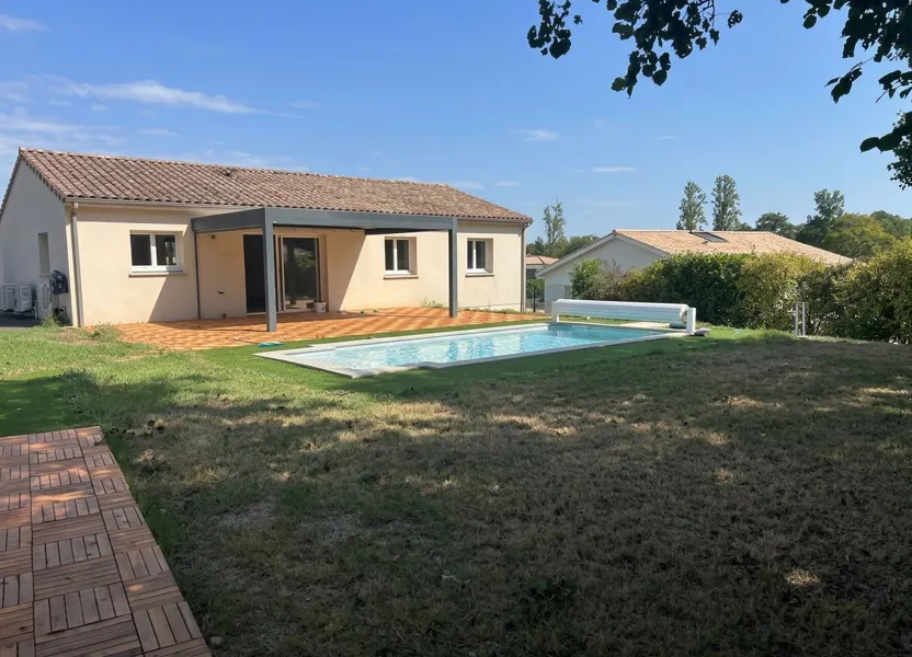 House Le Vallon de Gesseaume in Sallebœuf
