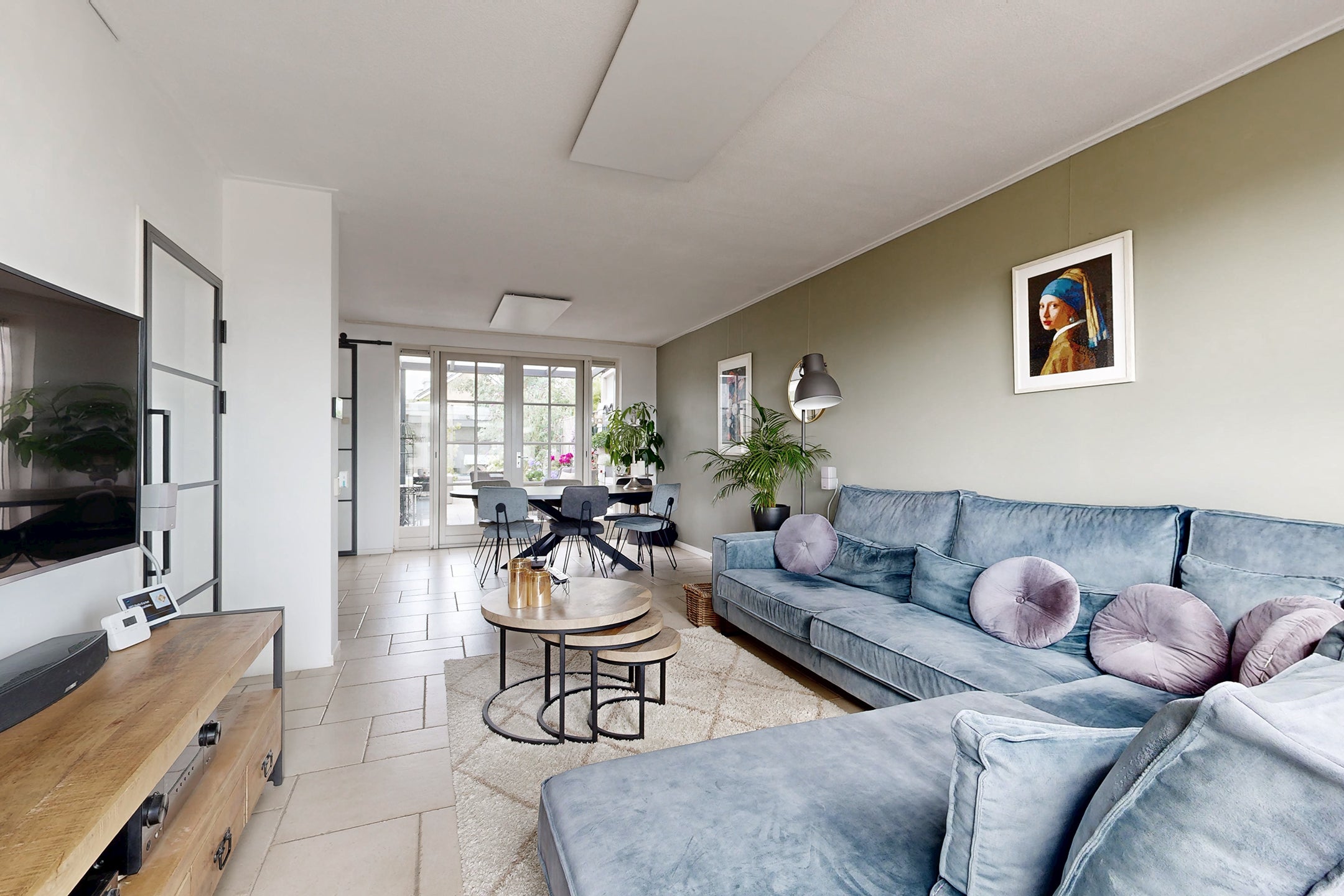 Tussenwoning te koop: Dr. Poelsstraat 23, Standdaarbuiten