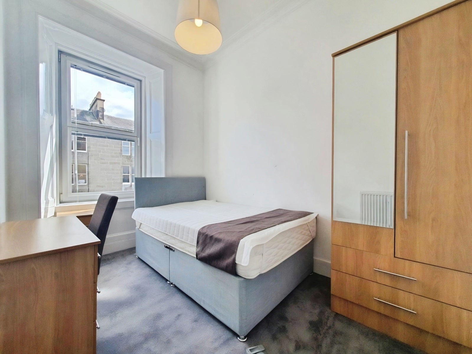 Flat Grindlay Street in City of Edinburgh