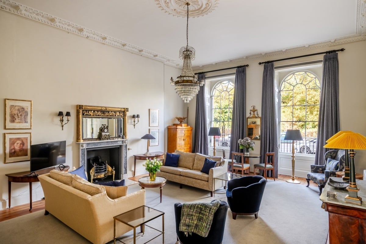 Flat Sydney Place in Bath