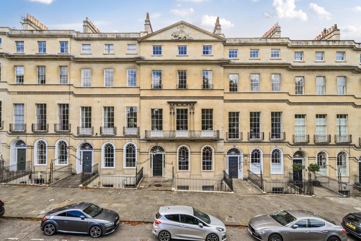 Flat Sydney Place in Bath