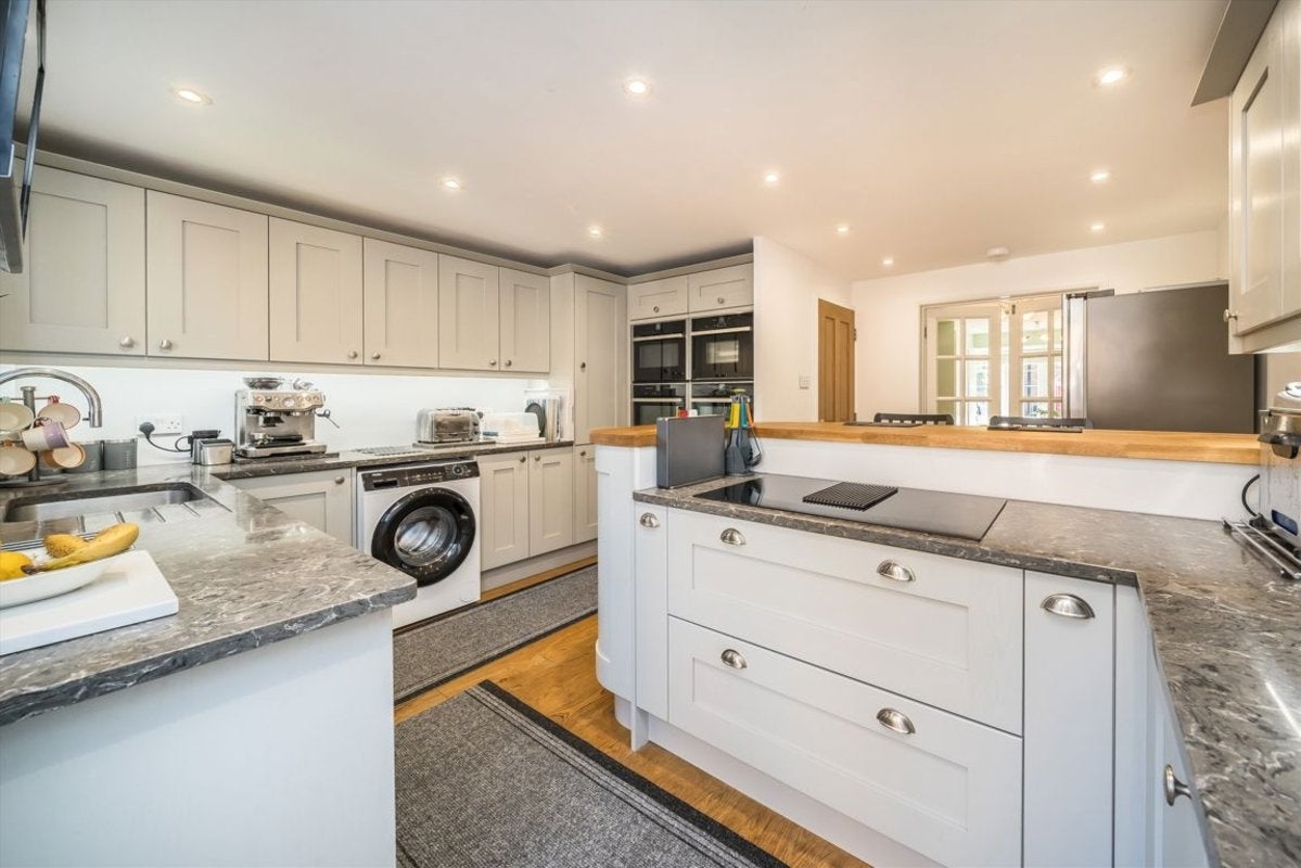 House Severnake Close in Greater London