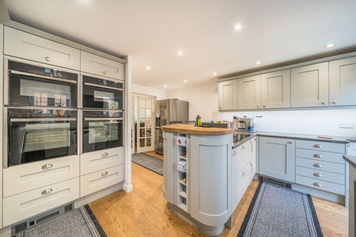 House Severnake Close in Greater London