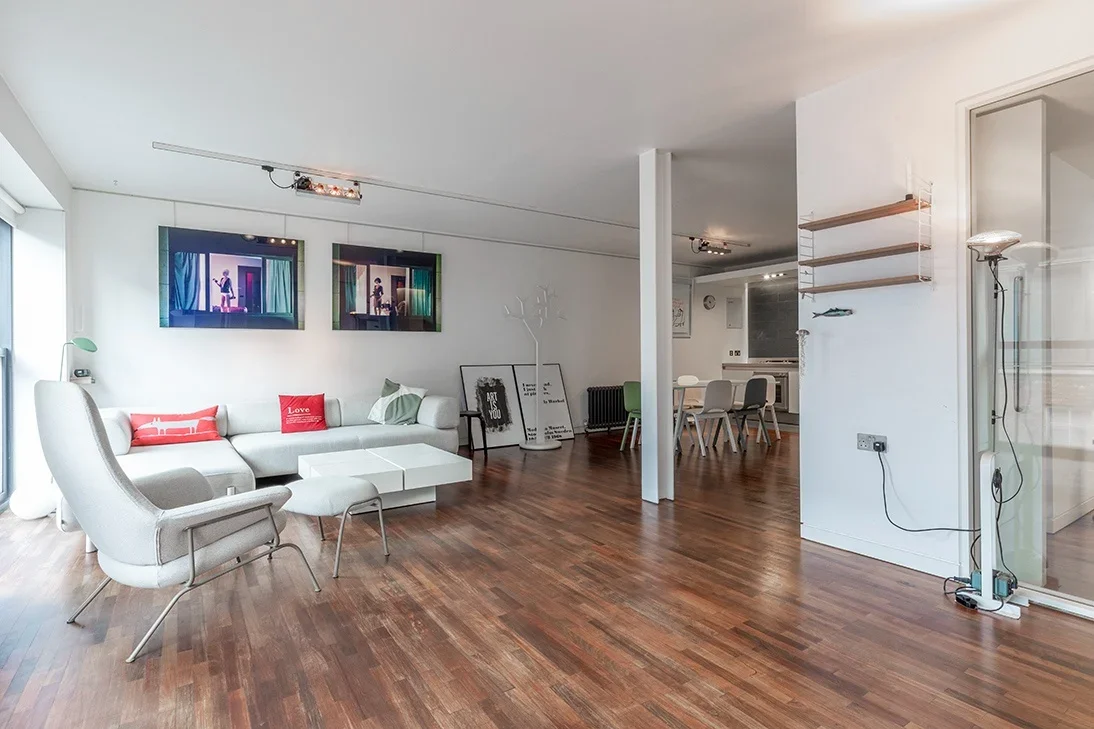 Room Alice Street in Greater London