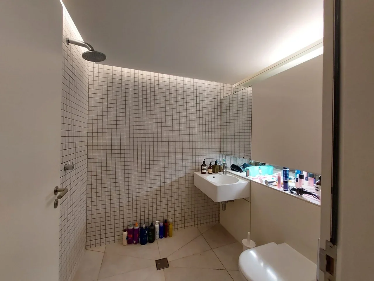 Room Alice Street in Greater London
