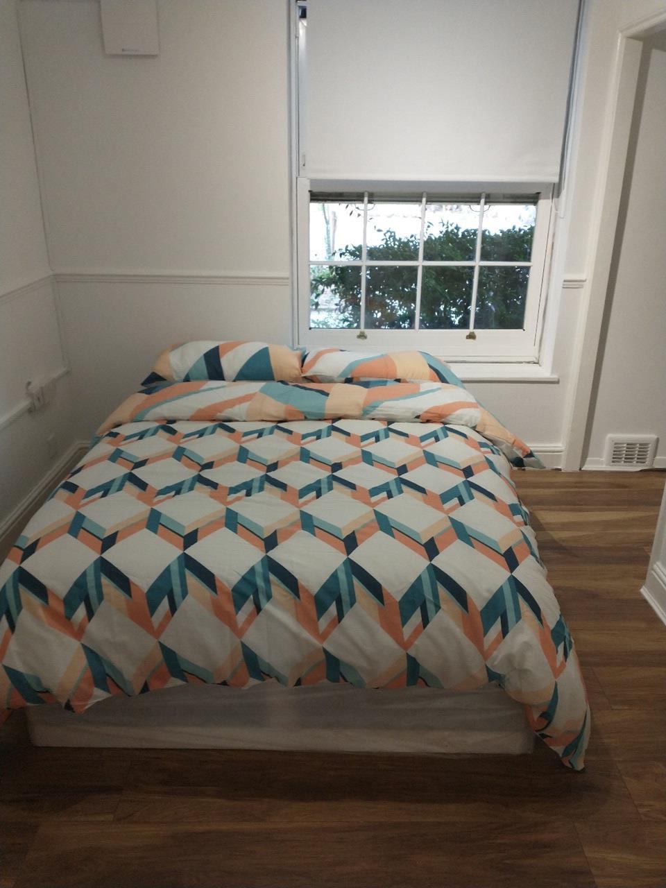 Room Bromley High Street in Greater London