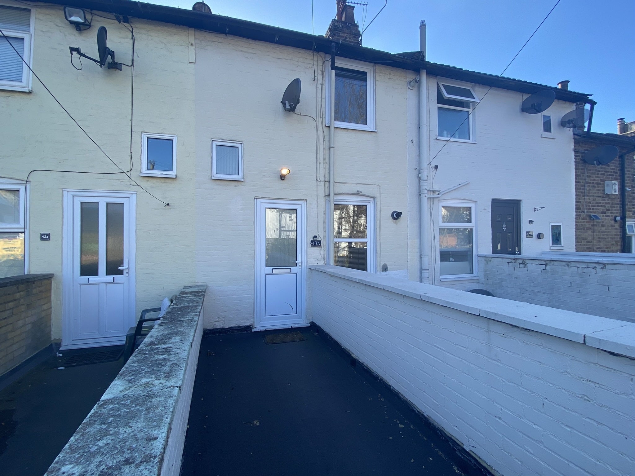 Flat Sandling Road in Maidstone