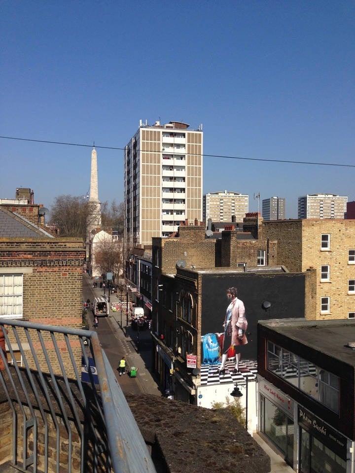 Flat Roscoe Street in Greater London