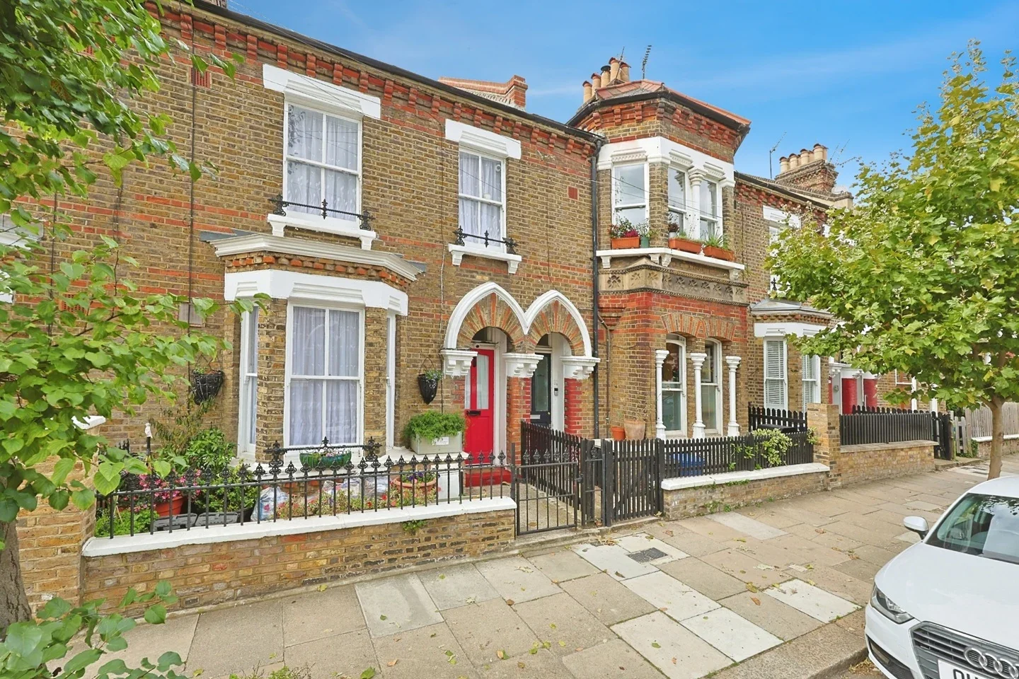Flat Fifth Avenue in City of Westminster