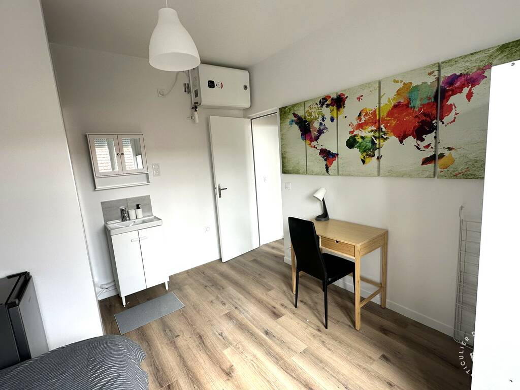 Chambre Rue du Général Leclerc à Bois-Colombes