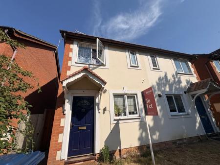 House Dyson Close in Huntingdonshire