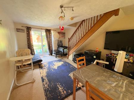 House Dyson Close in Huntingdonshire