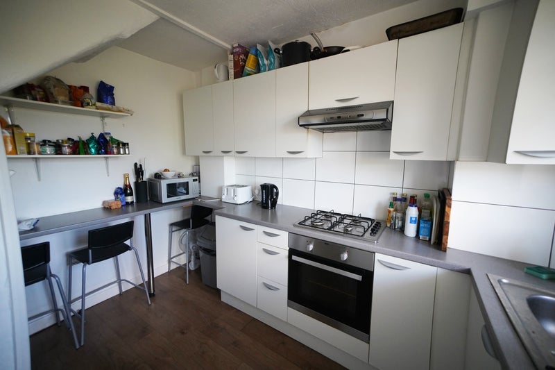 Room Hemsworth Street in Greater London