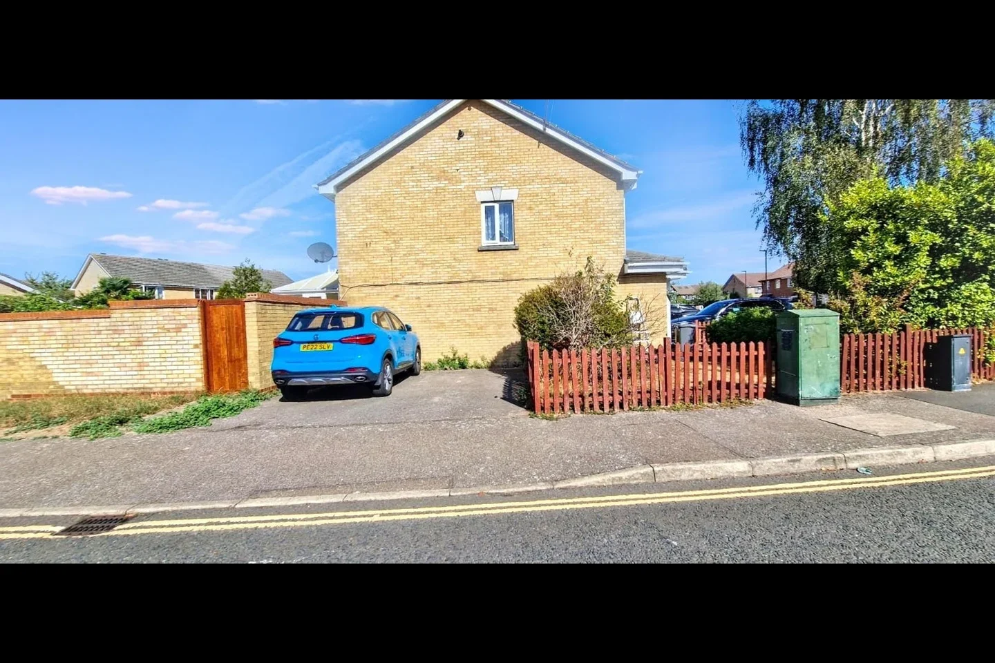 House Westmacott Drive in Greater London