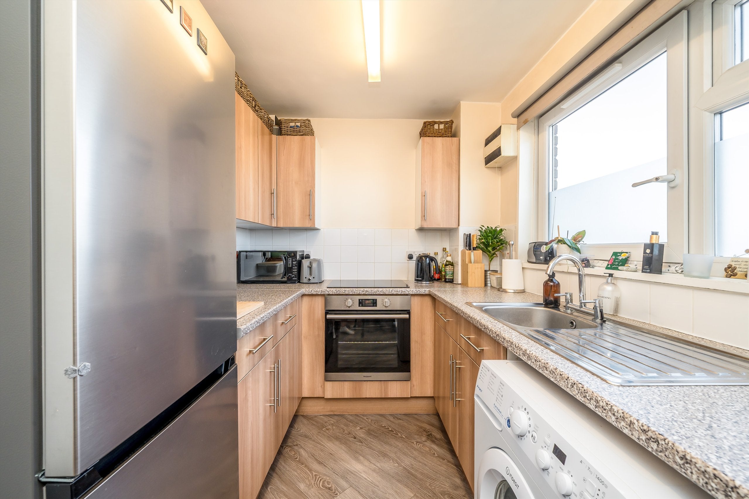 Flat Sandbach Place in Greater London