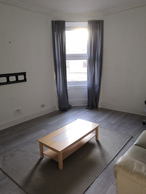 Flat Orwell Place in City of Edinburgh