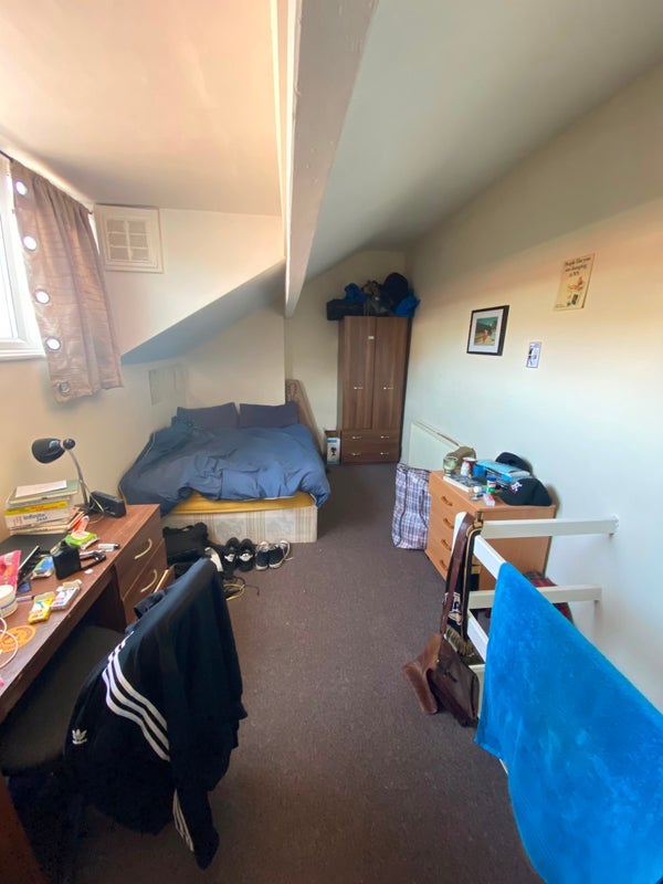 Room Harold Street in Leeds