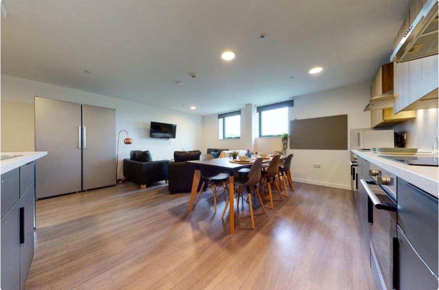 Room Forest Road in Greater London