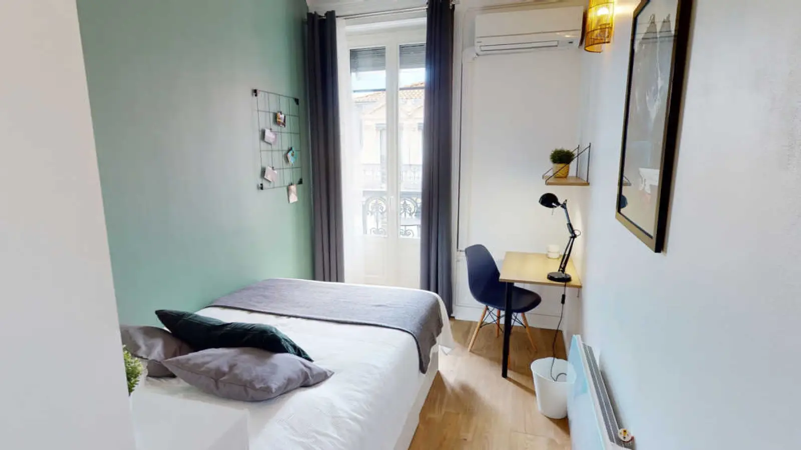Room Rue Gasparin in Lyon