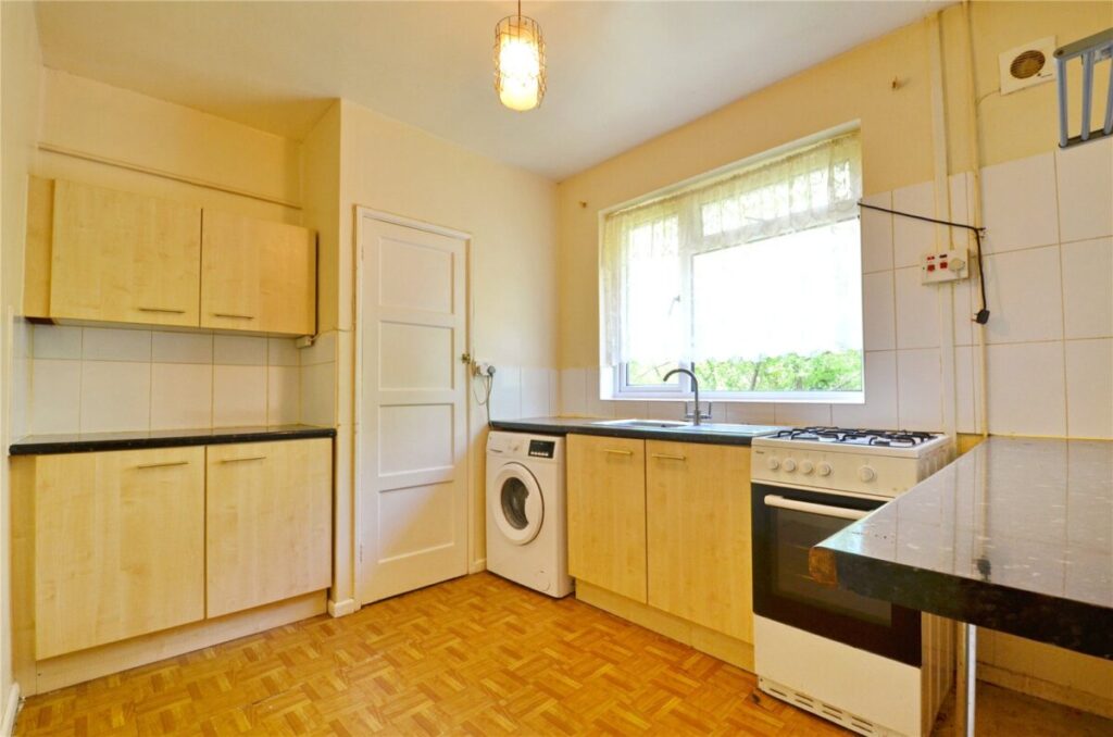 Flat Burghill Road in Bristol