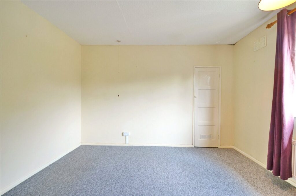 Flat Burghill Road in Bristol